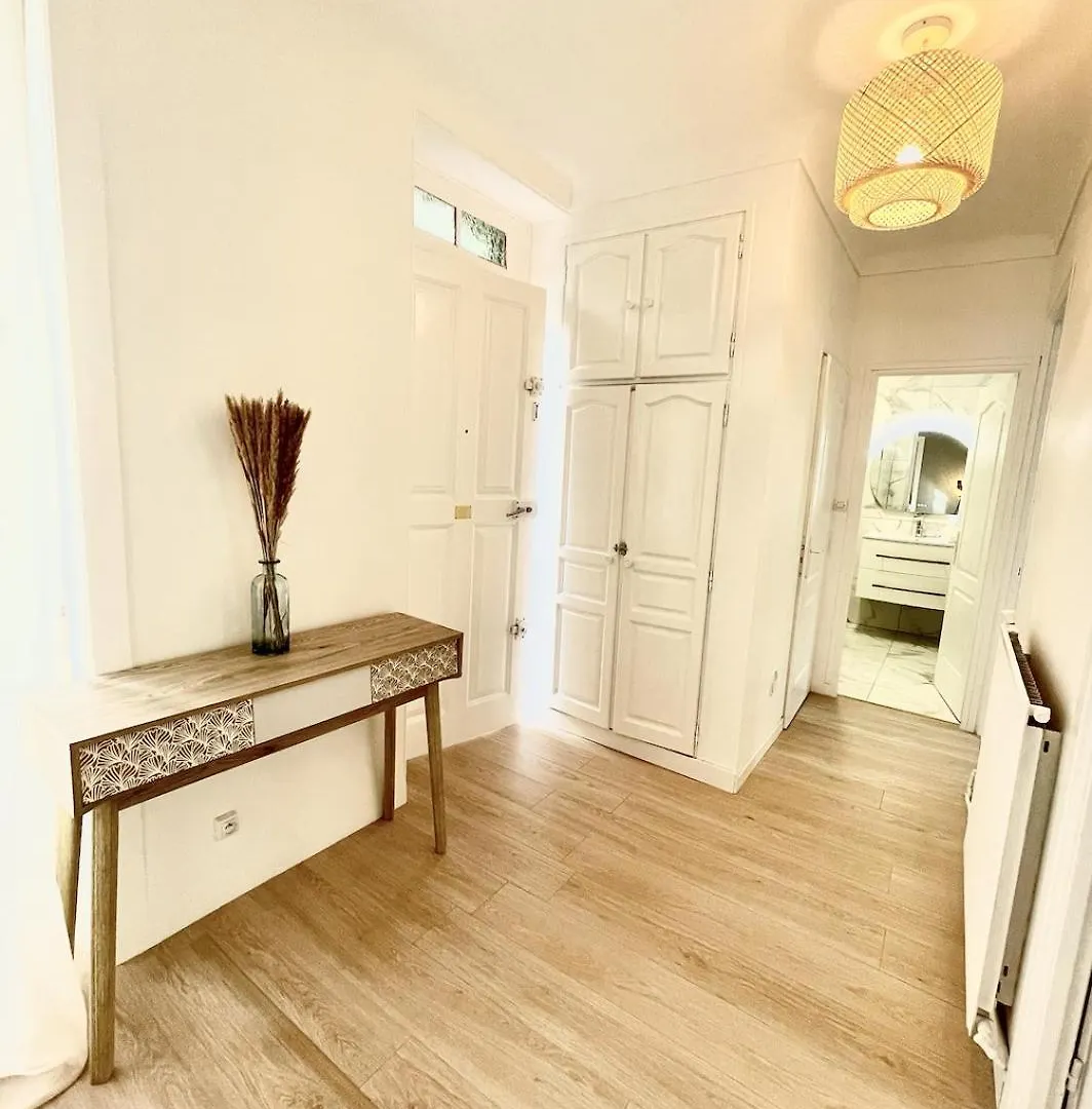 Le Golf Sauna - Cosy & Spa - 1 Chambre - 2 Pers Saint-Etienne  0*, Saint-Etienne (Loire)
